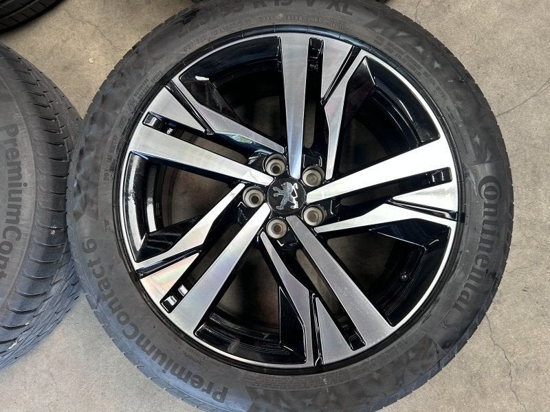 19 inch originele velgen + zomerbanden Peugeot 3008 | 5008, Autos : Pièces & Accessoires, Neuf, Pneus et Jantes, Véhicule de tourisme