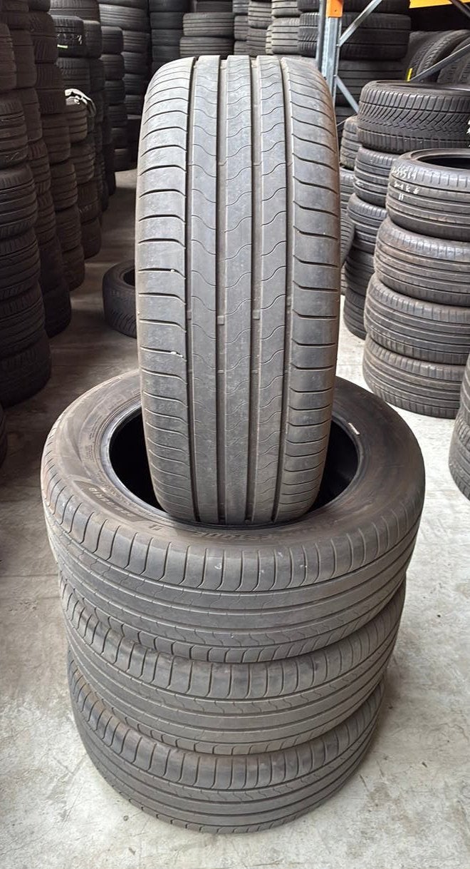 2255518 225/55/18 225/55R18 zomerbanden merk Bridgestone, Ophalen