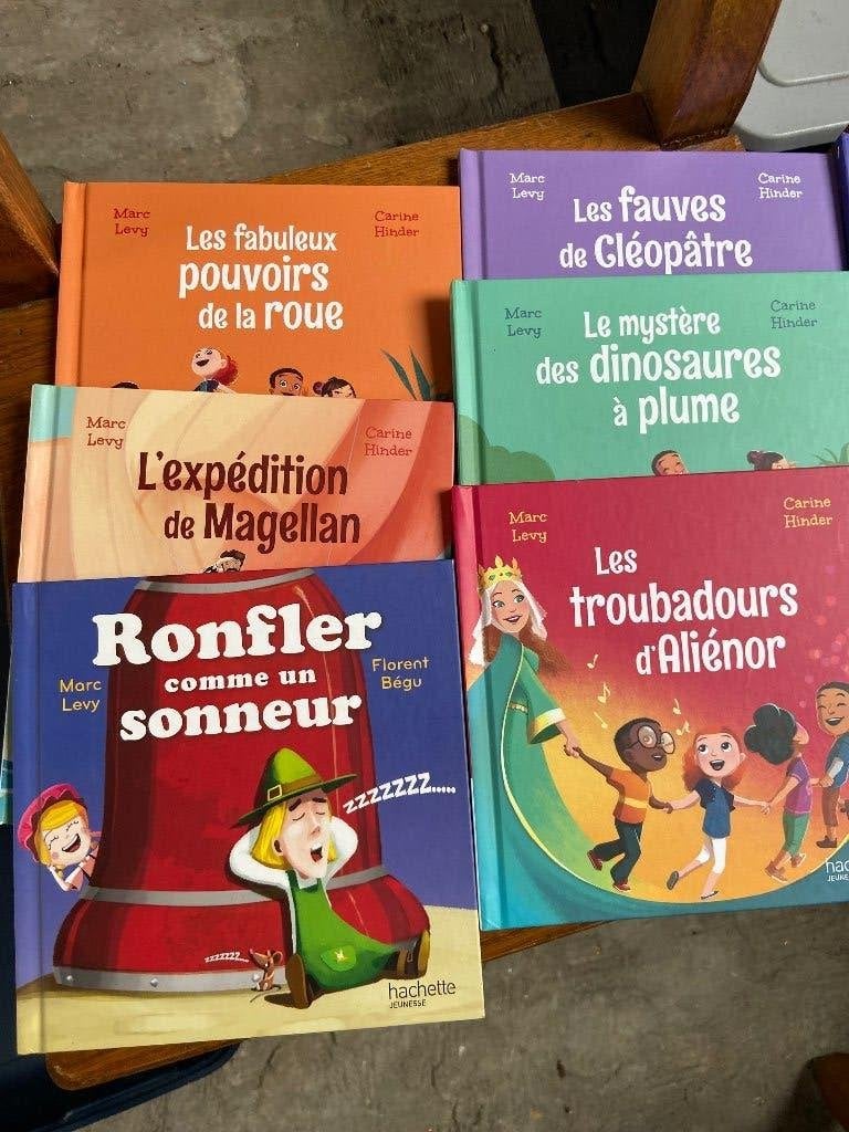 Lot 23 livres jeunesse, Livres, Enlèvement ou Envoi, Comme neuf, Fiction