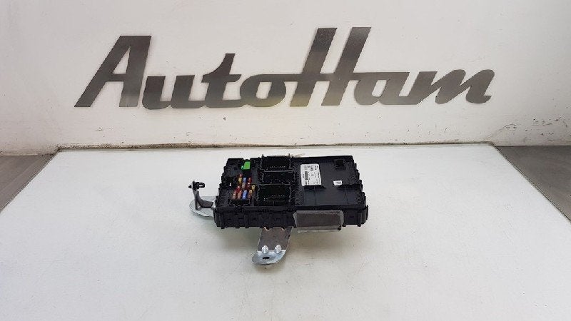 ZEKERINGKAST Ford Fiesta 7 (01-2017/07-2023), Robert Bosch AG, Gebruikt, Ford, Robert-Bosch-Allee 1
74232  Abstatt, DE
