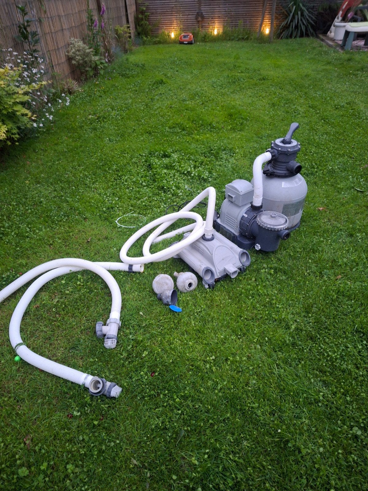 Intex pomp Zandfilter en toebehoren, Tuin en Terras, Ophalen