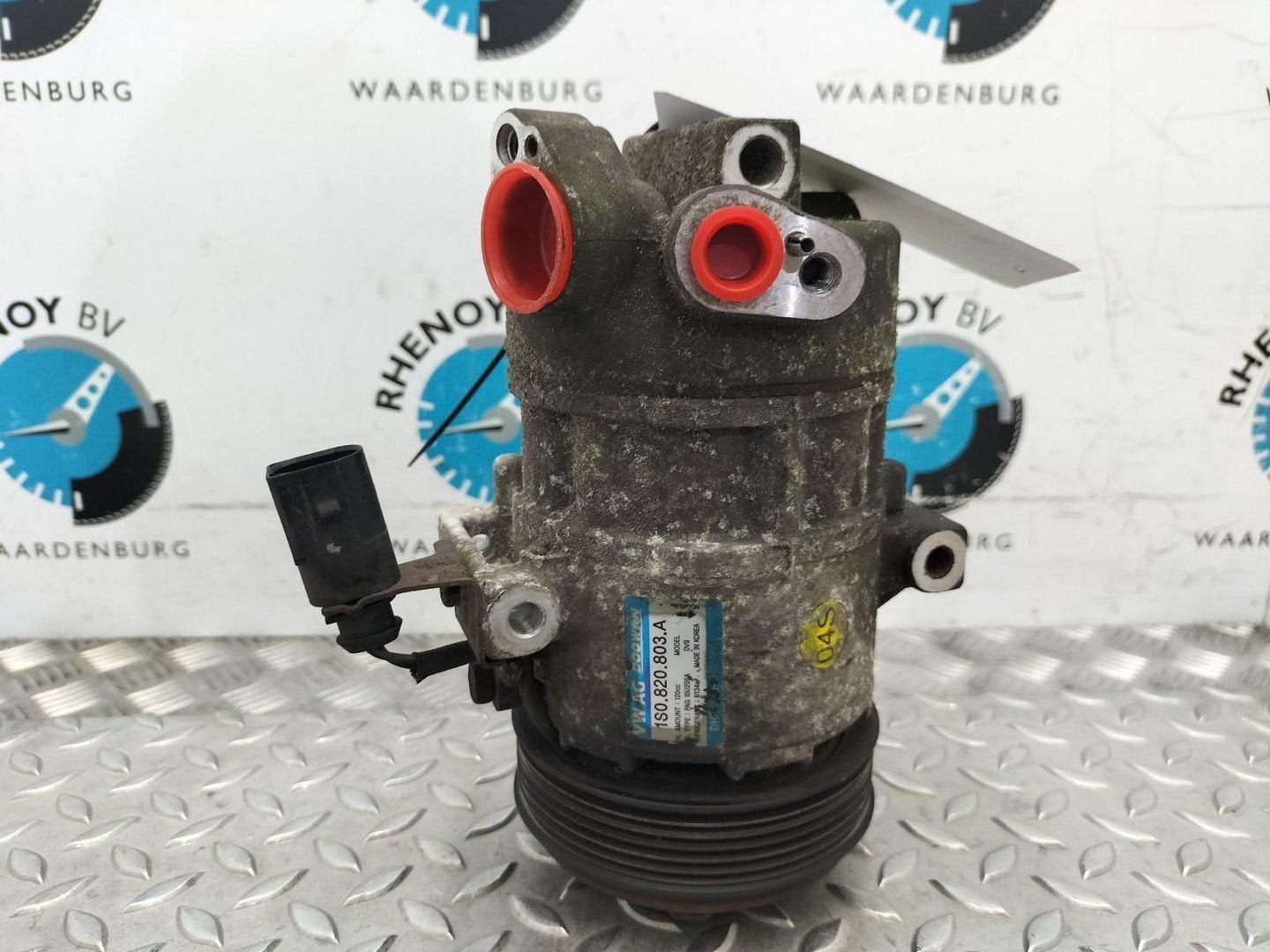 VOLKSWAGEN UP 1.0 move up! BlueM.  AIRCO COMPRESSOR / AIRCOP, Ophalen of Verzenden, Gebruikt, ARN erkend