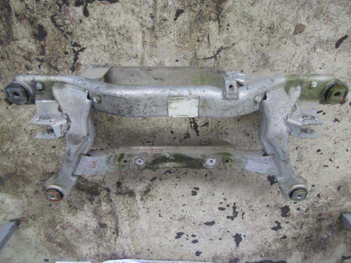 Subframe van een Volkswagen Golf, Auto-onderdelen, Gebruikt, -, Volkswagen, -
