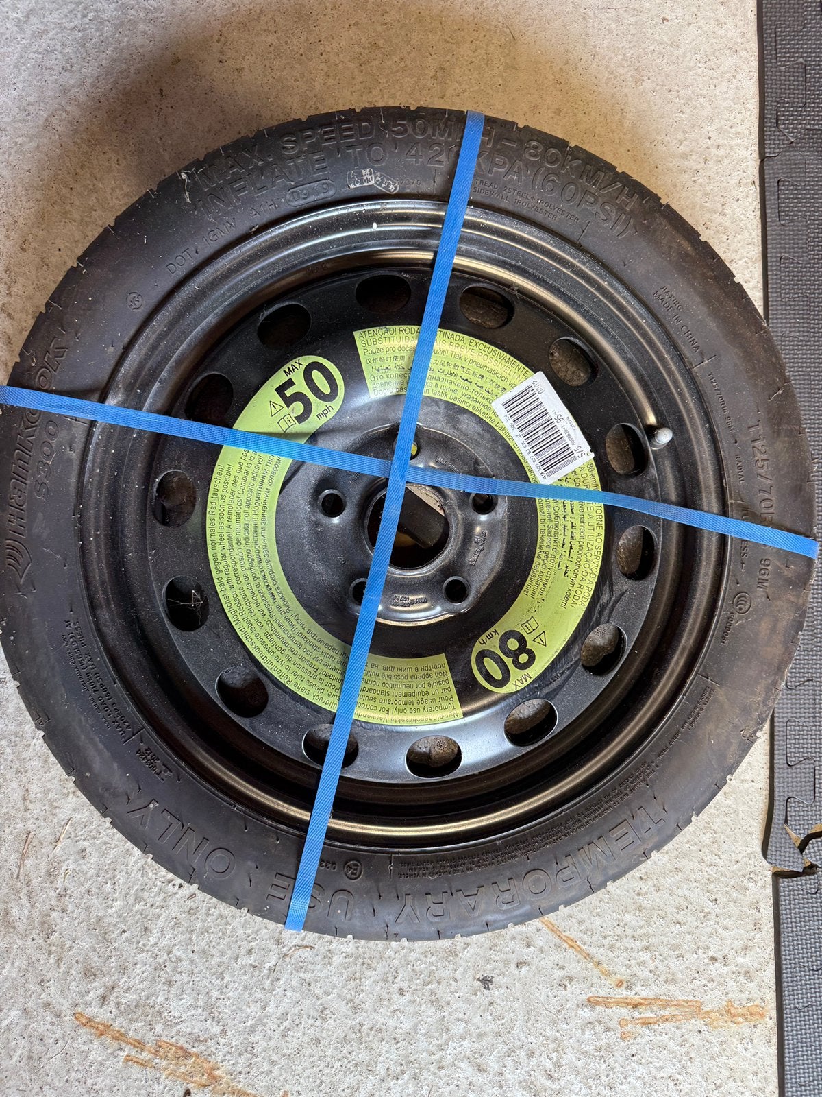 NIEUWE reservewiel + krikset Volkswagen Caddy parts, Auto-onderdelen, Banden en Velgen, Ophalen, 15 inch