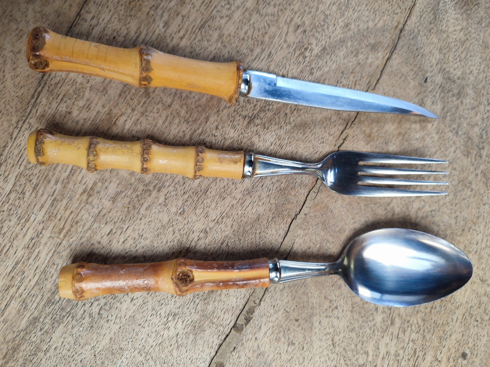 Vintage bestek met bamboe handvat, Antiek en Kunst, Antiek | Bestek, Ophalen of Verzenden