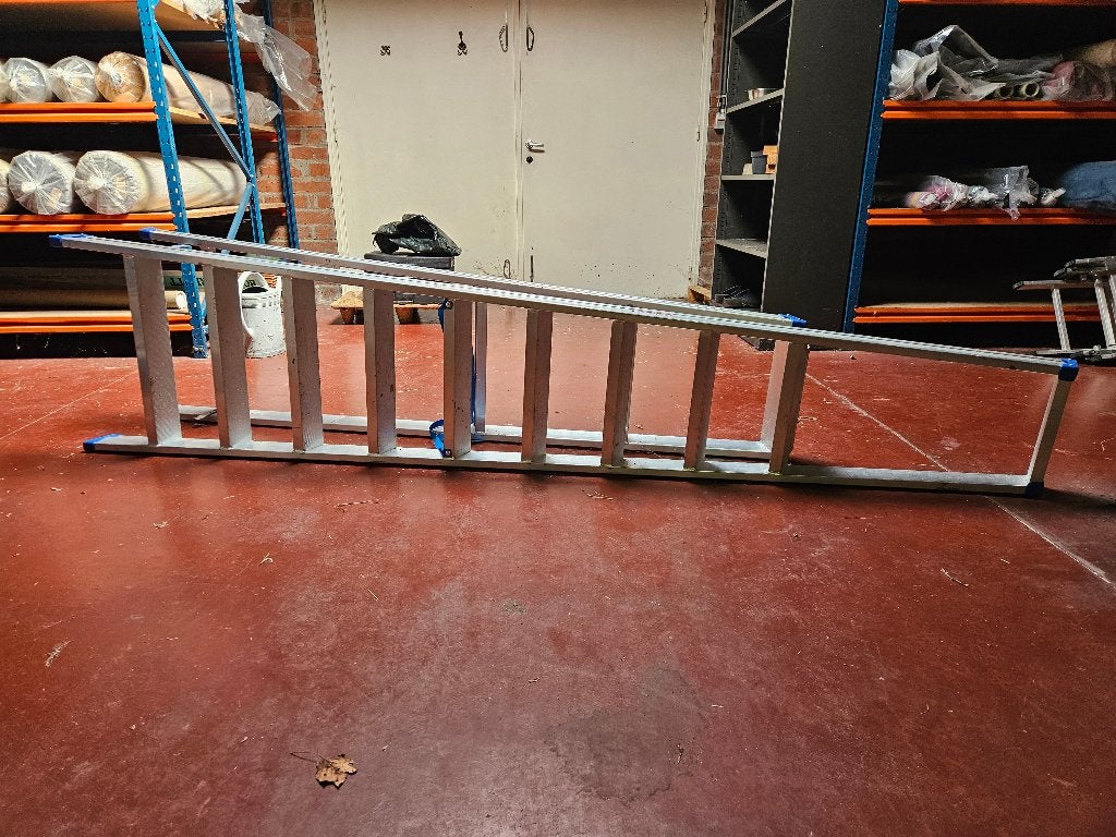 Ladder Galico 9 treden, Ophalen, Zo goed als nieuw, Ladder, Opvouwbaar of Inschuifbaar