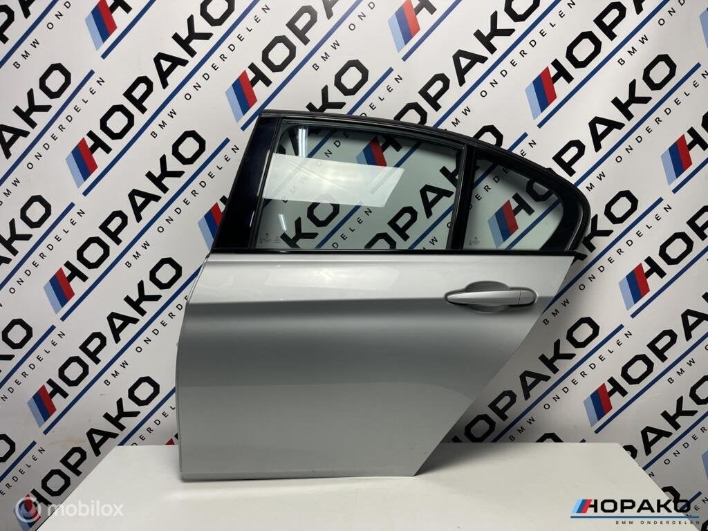 BMW 3 serie F30 sedan |achterdeur links| Glaciersilber A83, Auto-onderdelen, Gebruikt, Deur, Info@bmw.com, BMW