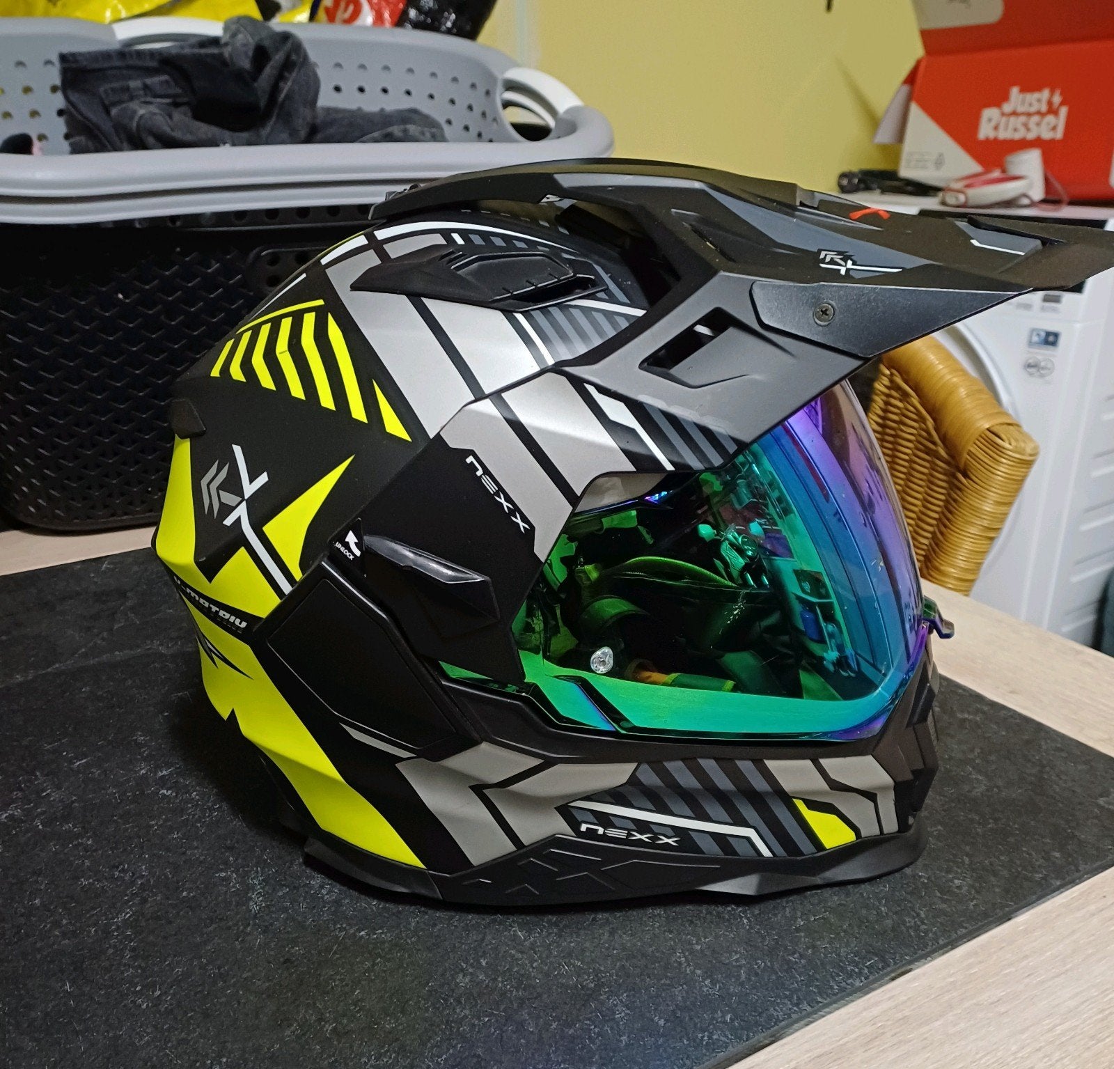 NEXX Wed 2 Motorhelm. Maat M (57-58) nieuwstaat, Motoren, Kleding | Motorhelmen, Ophalen, Tweedehands, M