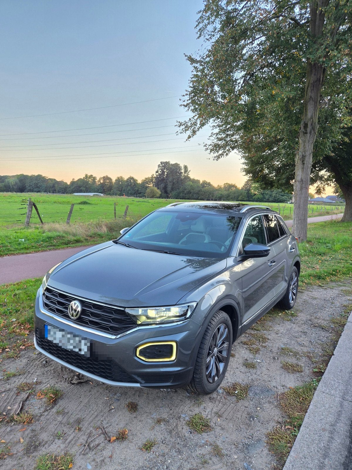 ✅️Volkswagen T-Roc 11/2019, Automaat, Pano, VW onderhouden✅️, Autos, Argent ou Gris, Achat, 110 g/km, 1210 kg