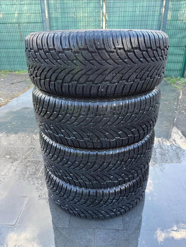 Nokian banden 235/50R19 (Bieden!), Ophalen, Winterbanden, Band(en)