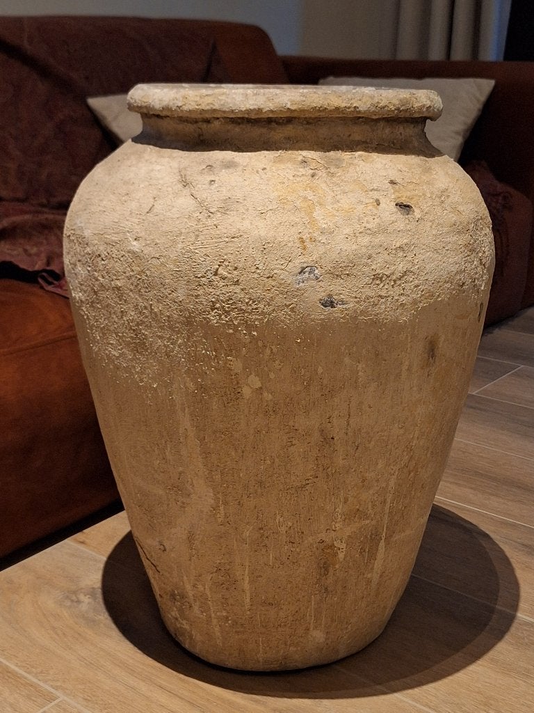 Grote kruik in aardewerk, Ophalen