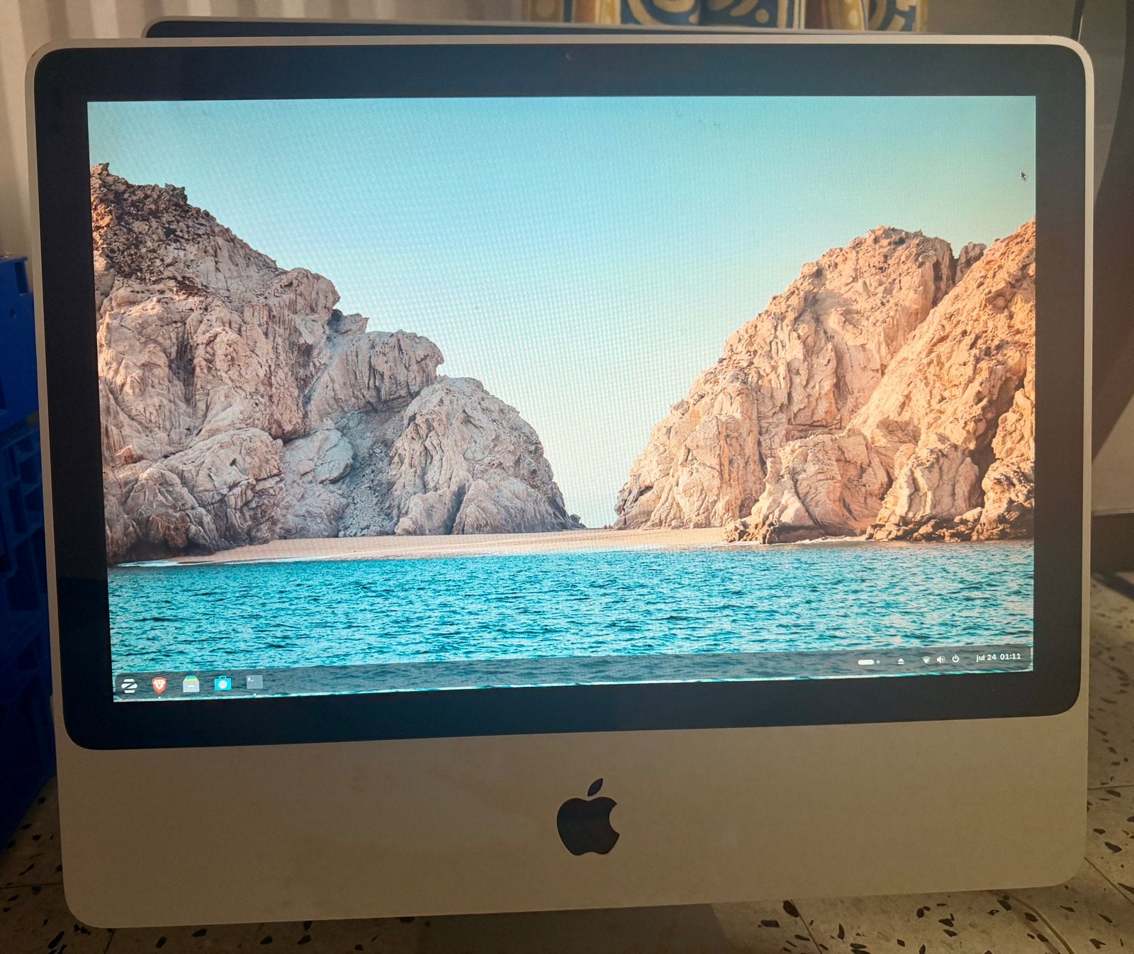 Linux ZorinOS 18.1 iMac 20 inch, Computers en Software, HDD, Refurbished, Onbekend, Ophalen