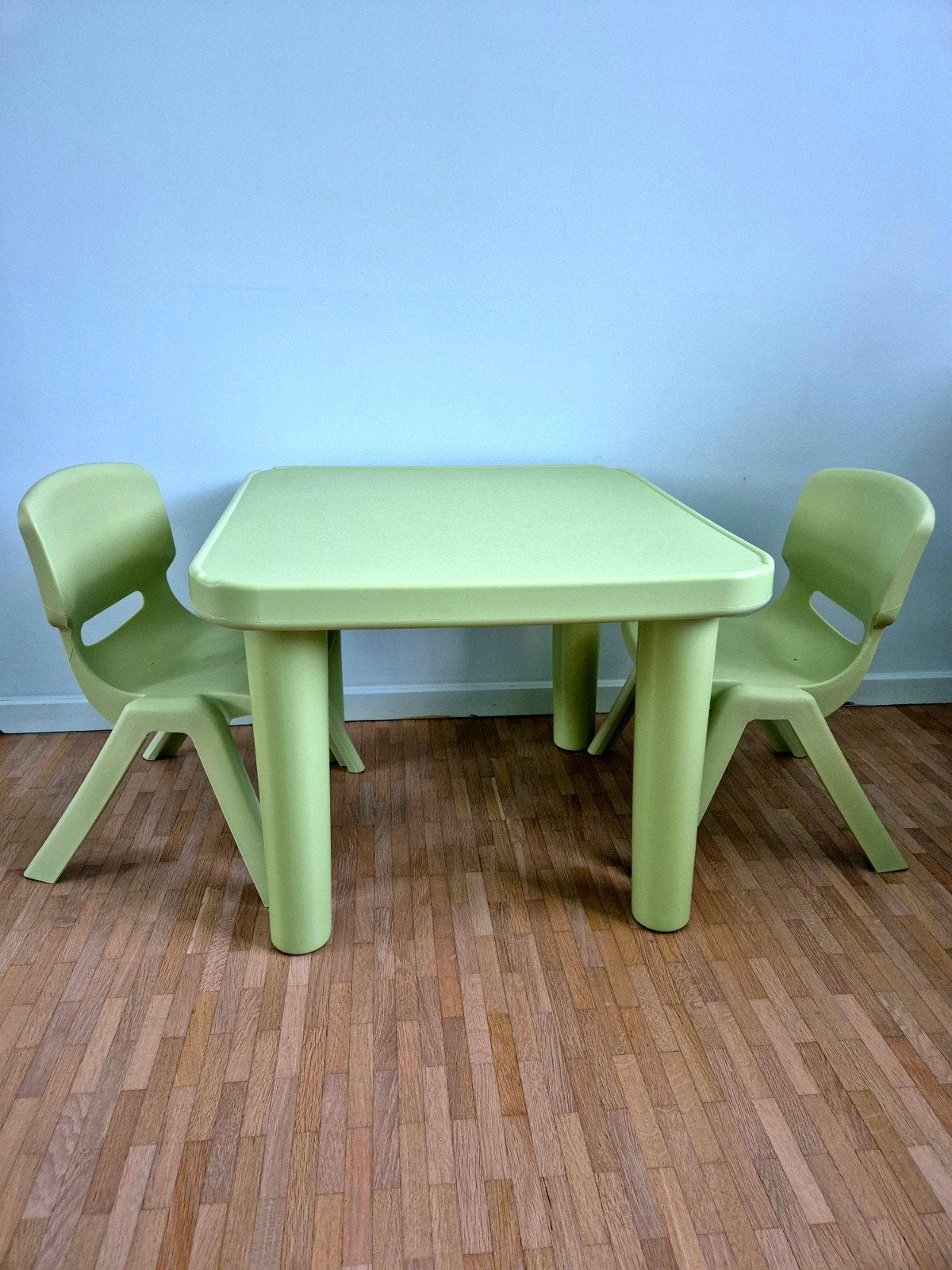 Kindertafel met 2 stoeltjes, Kinderen en Baby's, Ophalen