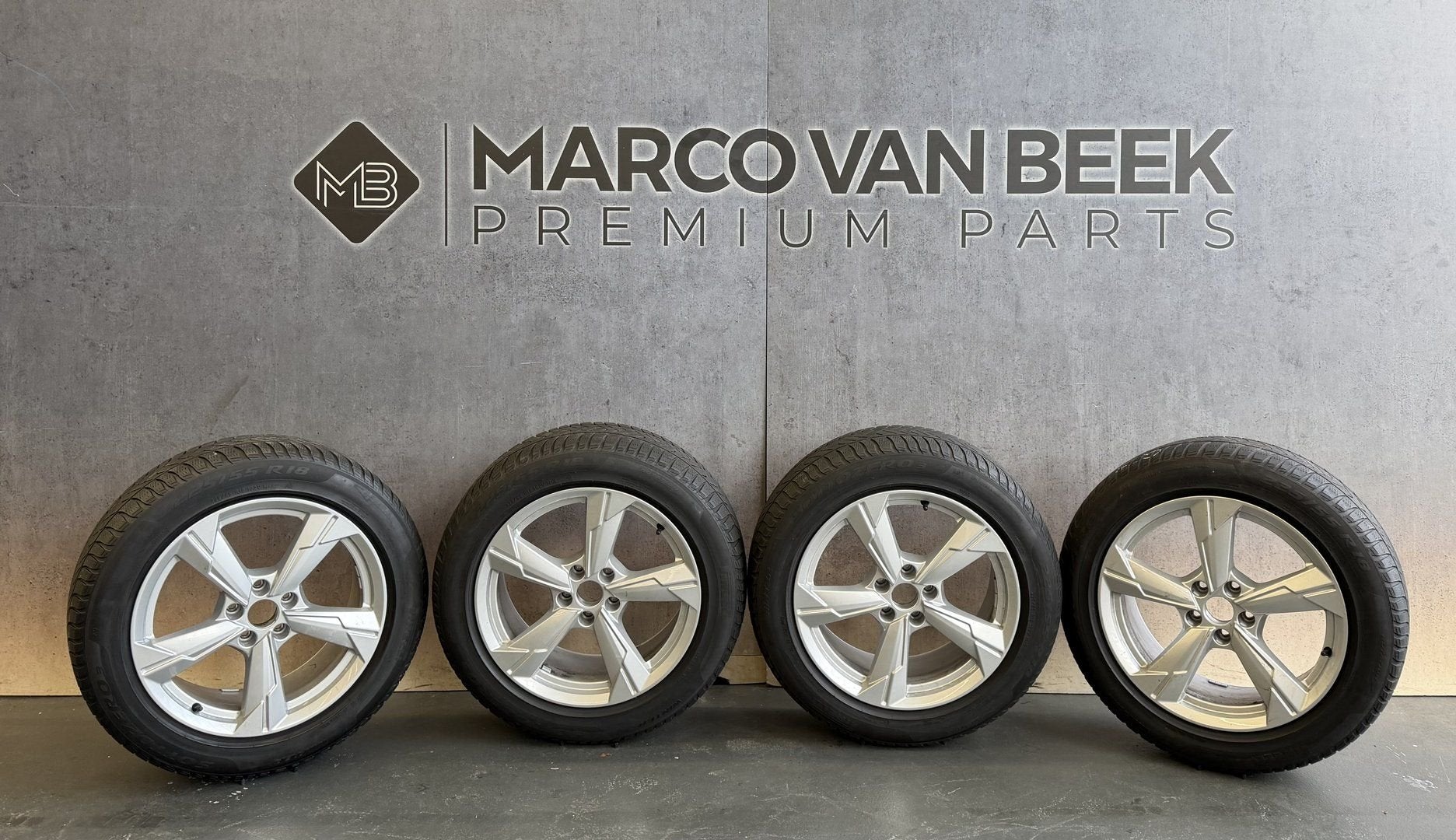 18 Inch Audi Q5 winter wielen set, 18 inch, Gebruikt, -, -