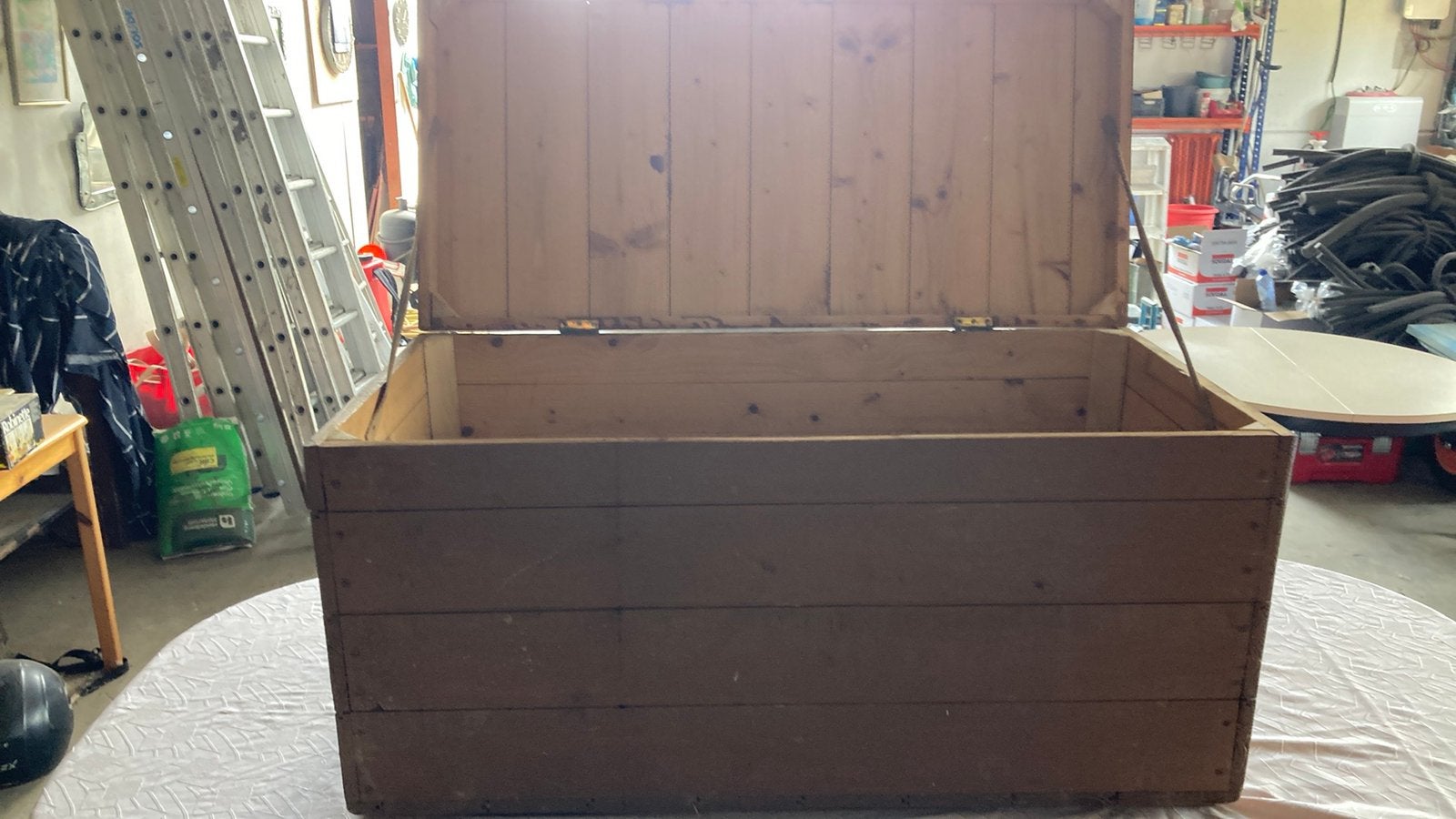 Grote houten opbergkoffer, Enlèvement, Comme neuf
