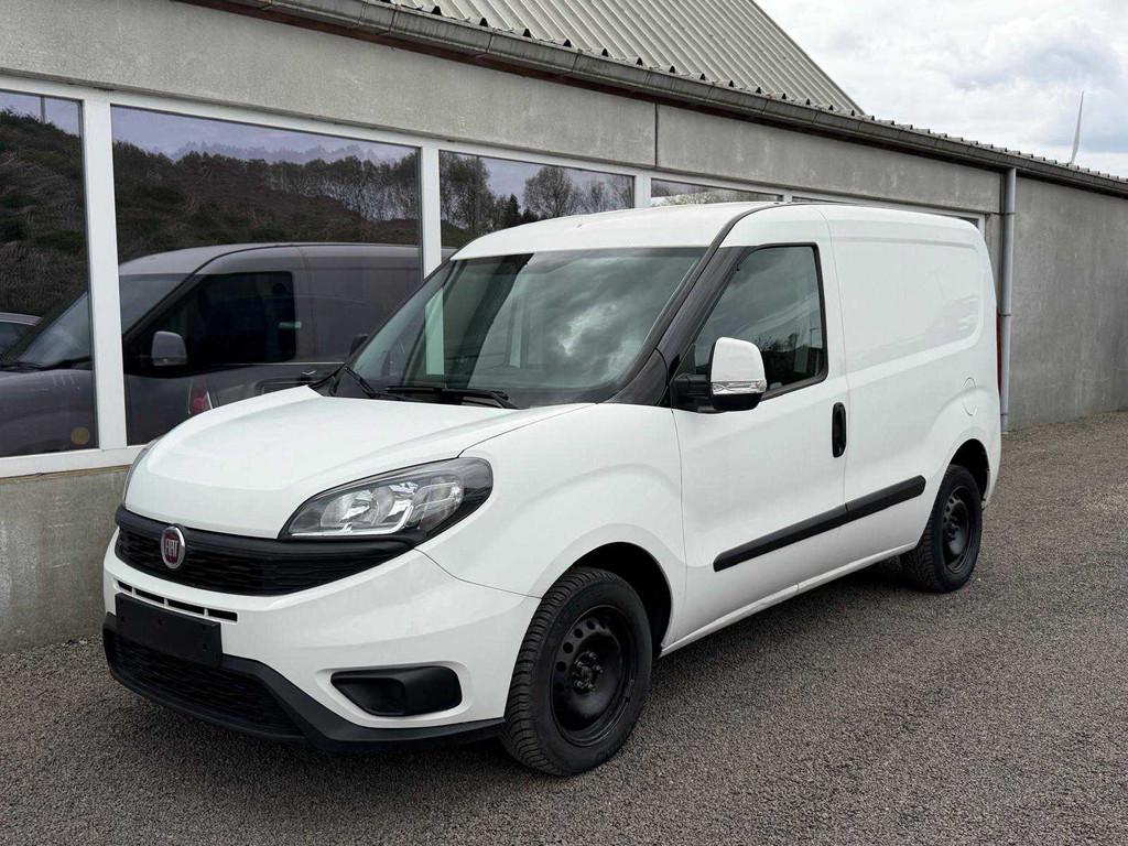 Fiat Doblo 2018, Autos, Camionnettes & Utilitaires, Achat, Euro 6, Entreprise, Boîte manuelle