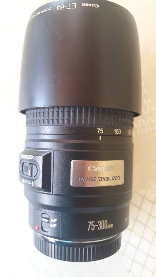 Canon EF lens  75 – 300 mm f  4- 5.6 IS, Ophalen, Canon, Telelens, Zo goed als nieuw