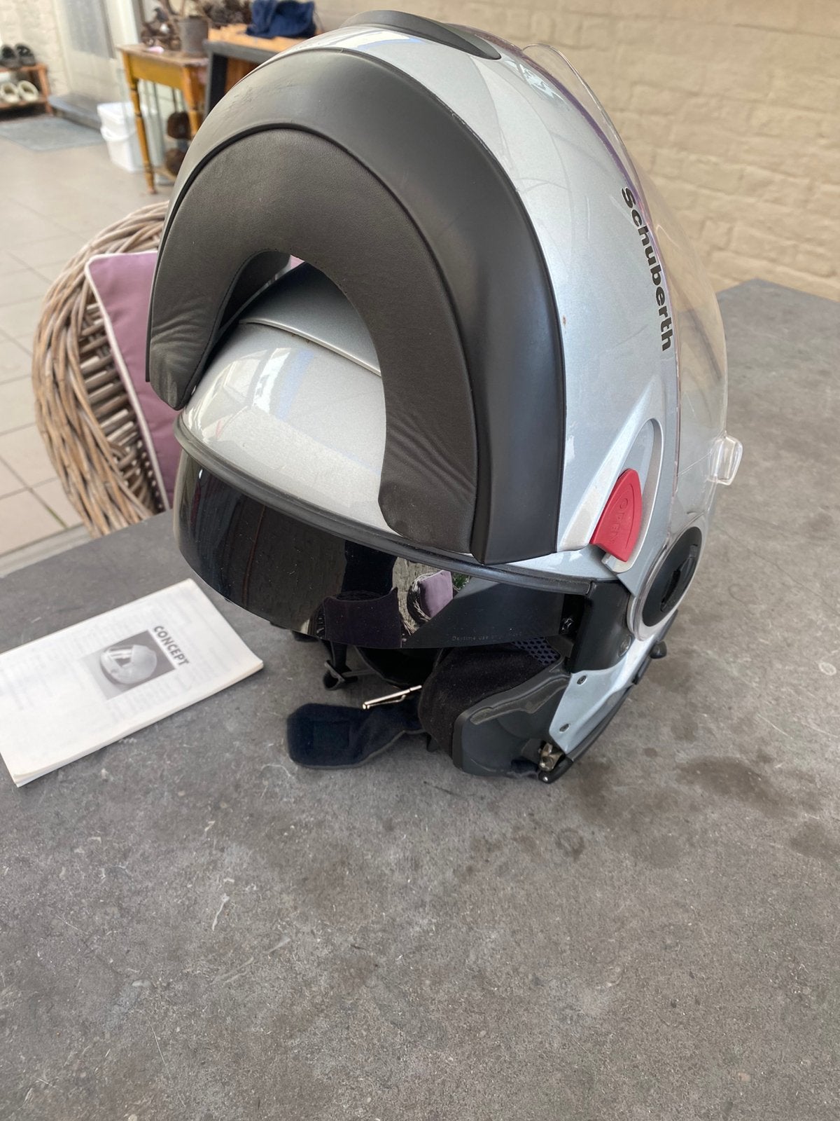 Helm shubert C2, Motoren, Ophalen