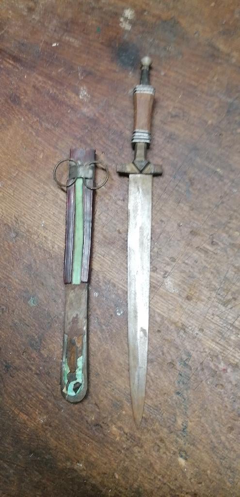 Couteau ancien tribu touareg berbère, Collections, Envoi, Autres, Objet d'art