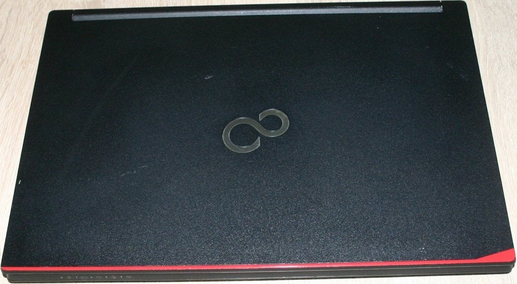 Laptop Fujitsu Lifebook E546, FUJITSU LIFEBOOK, 14 pouces, Comme neuf, Intel(R) Core i5