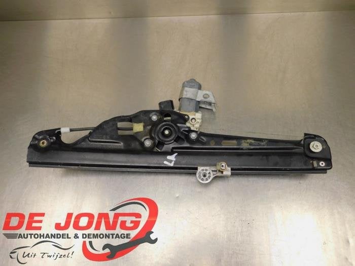 Mécanique vitre 4portes arrière gauche d'un BMW 5-Serie, -, 3 mois de garantie, Utilisé, -