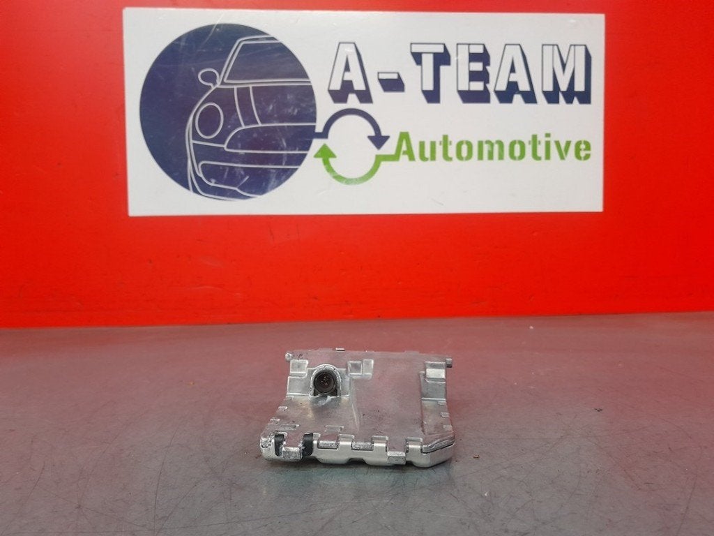 CAMERA AVANT Mercedes-Benz C (W204) (01-2007/03-2014), Mercedes-Benz, Utilisé, Continental AG, Continental-Plaza 1
30175  Hannover, DE