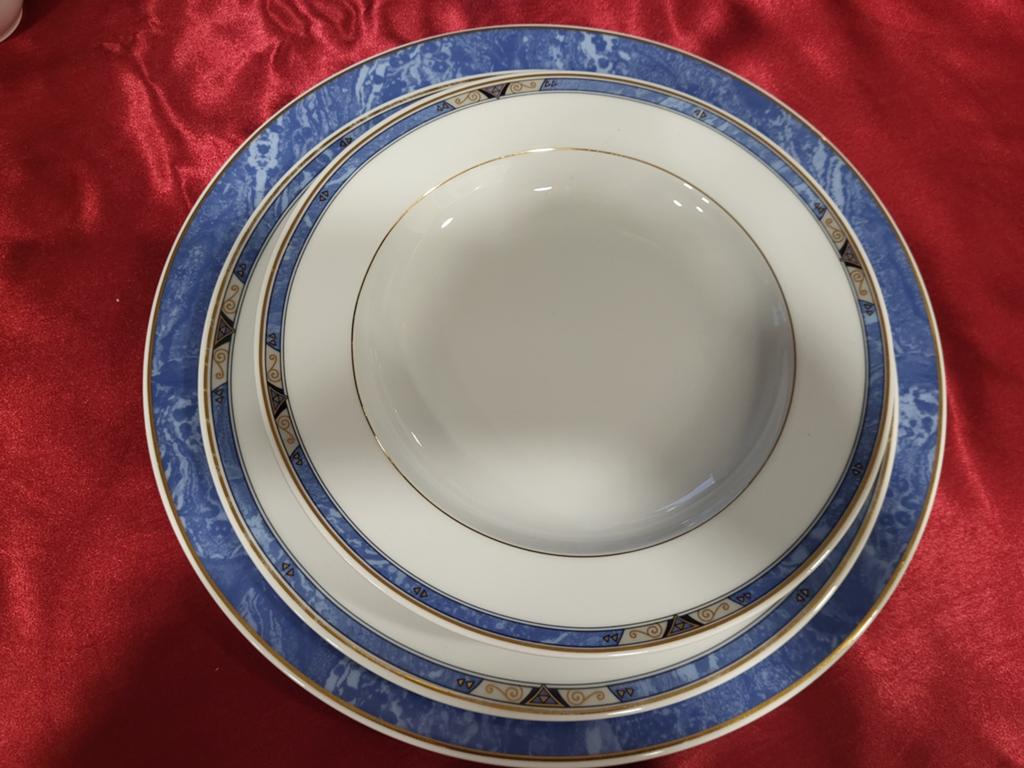 Magnifique service en porcelaine de bavaria, Enlèvement