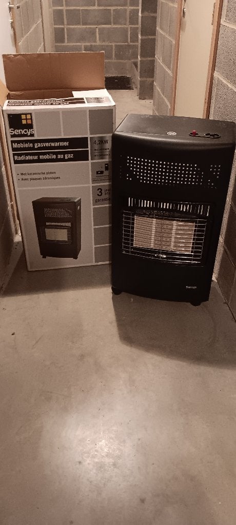 Gas heater with includede gas cilinder, Ophalen, Gas