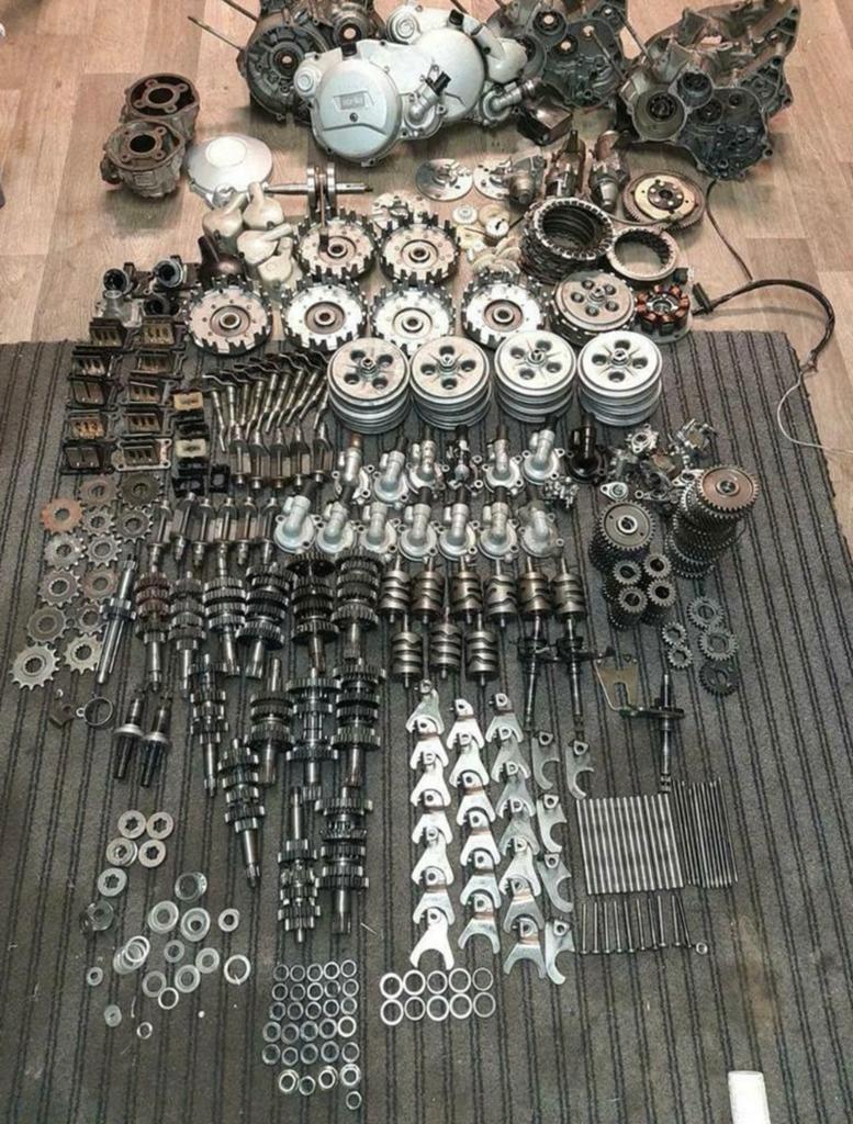 Toutes pièces pour moteur am6 beta tzr xps dt mrt hm 50, Motos, Enlèvement ou Envoi