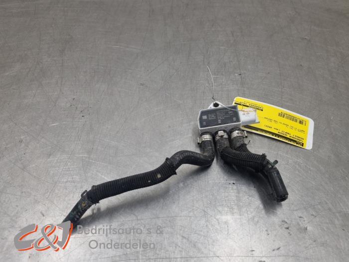 Capteur pression turbo d'un Renault Trafic, Renault, -, 3 mois de garantie, Utilisé