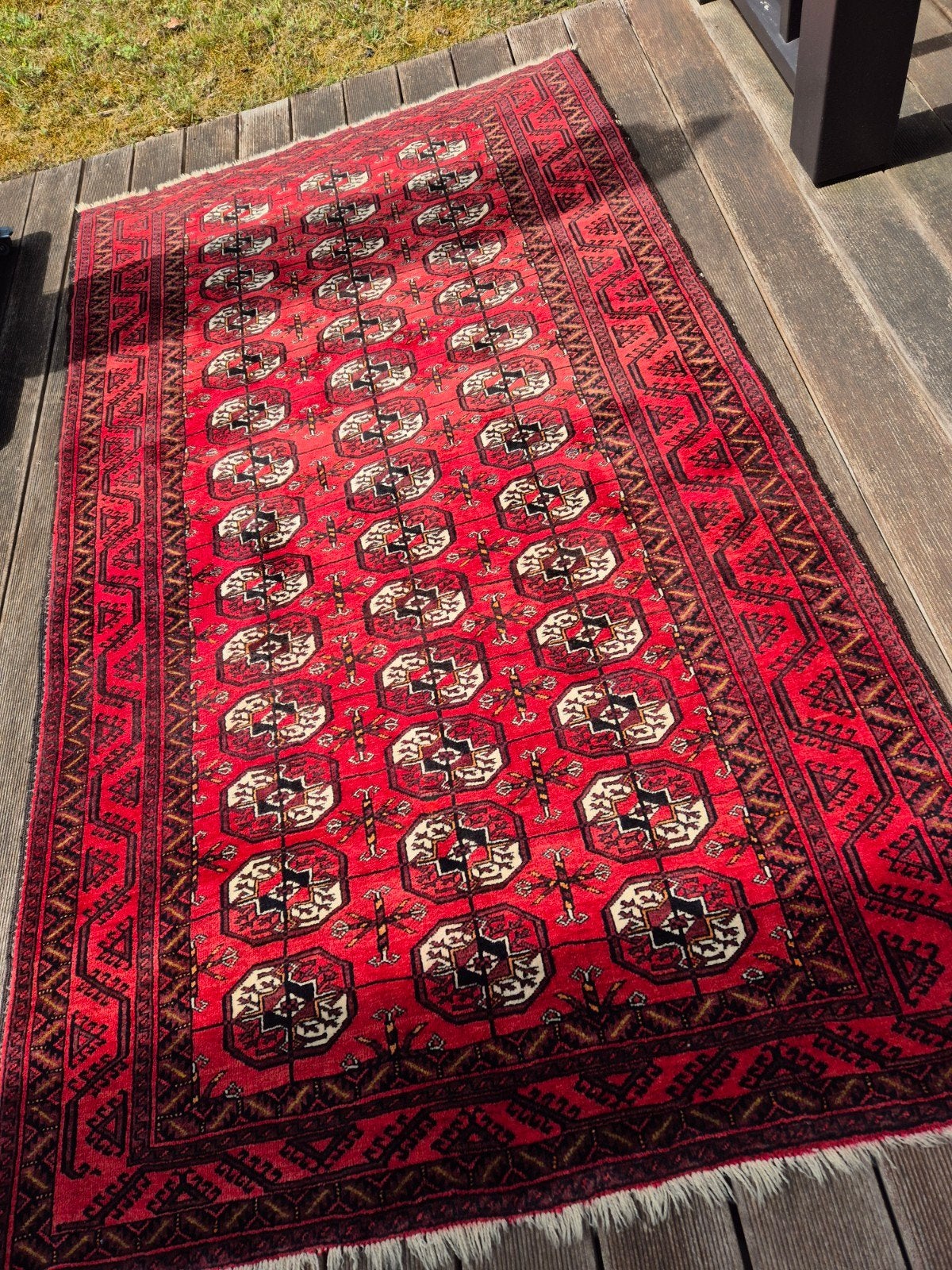 Tapis Teke Bokhara noué à la main, Rouge, 100 à 150 cm, Utilisé, Rectangulaire