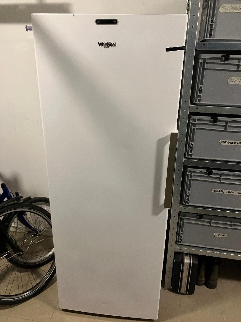 Whirlpool WVA35632 NFW 2 Diepvries - Kastmodel, Gebruikt, 160 cm of meer, Energieklasse A of zuiniger, Ophalen