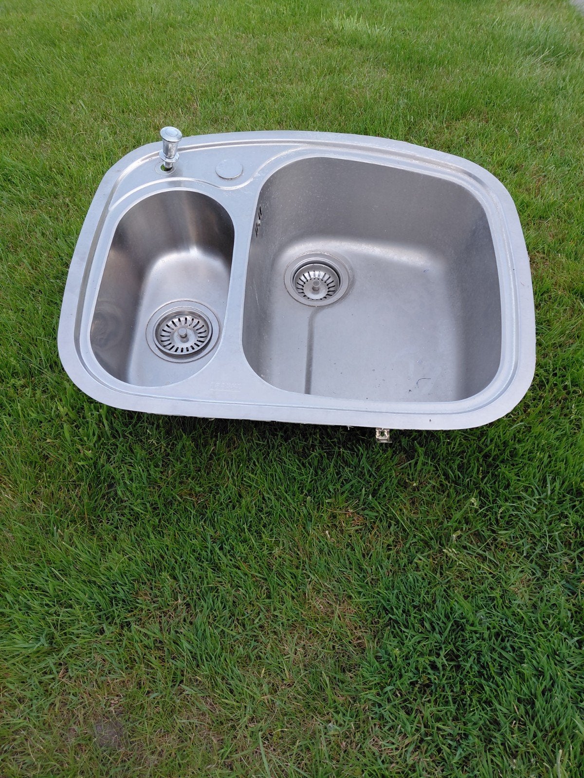 Rvs-wasbak. Inbouw, Ophalen, Inox