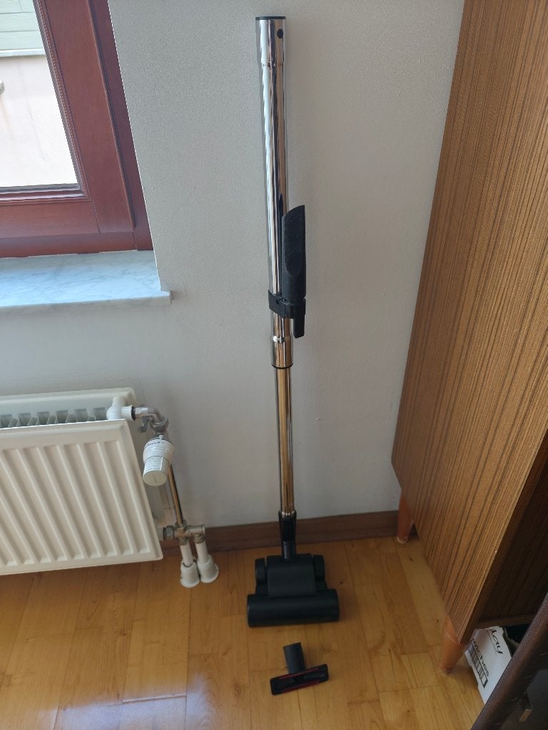 Tuyau télescopique, embout d’aspiration et 2 brosses, Electroménager, Enlèvement, Neuf