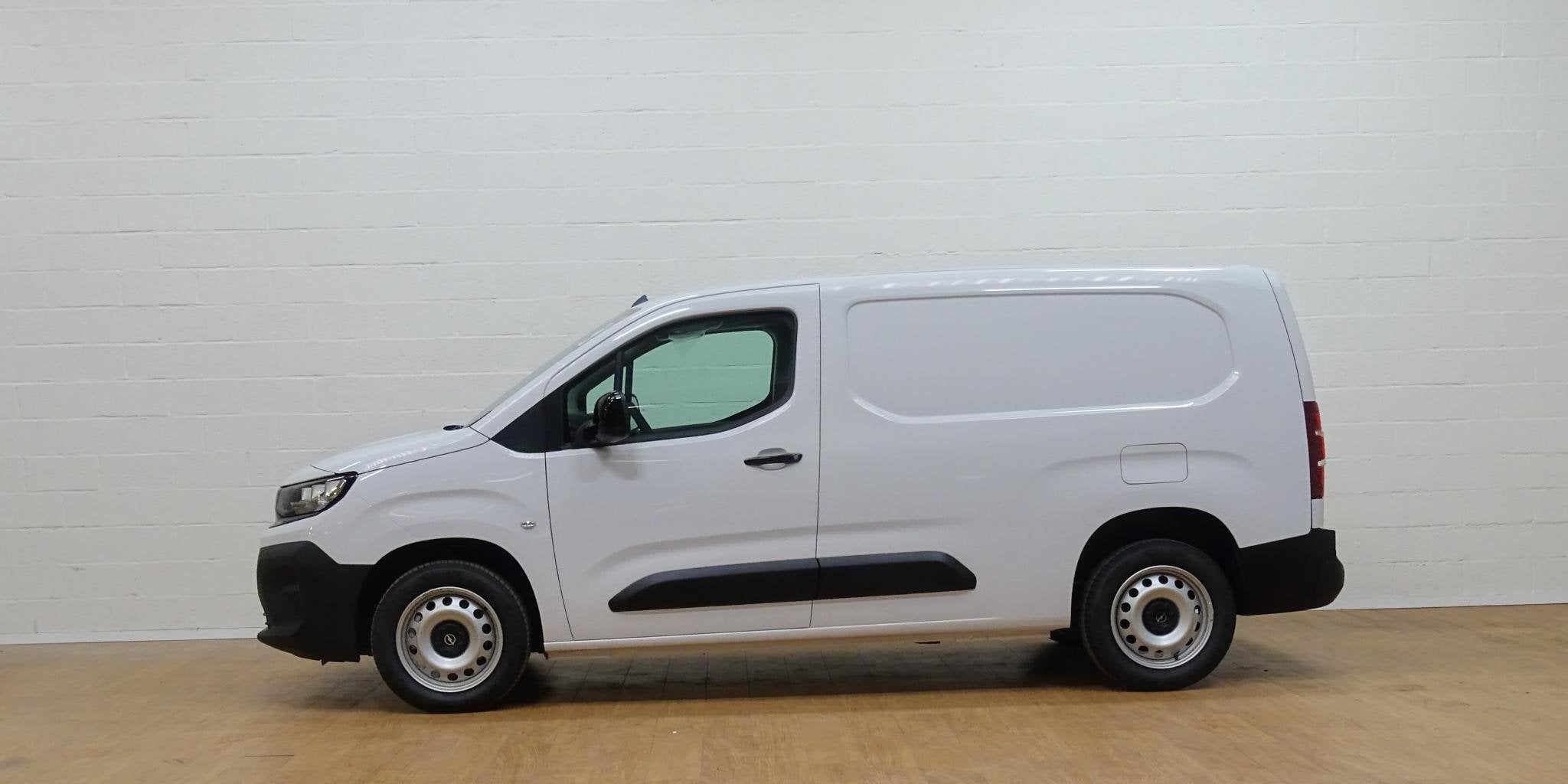 Opel Combo L2H1 1.5 Turbo D 130 S/S AT8, Autos, https://public.car-pass.be/vhr/6d80ca2d-e0b6-4c3f-ad65-3196f36607ba, Achat, 4 portes