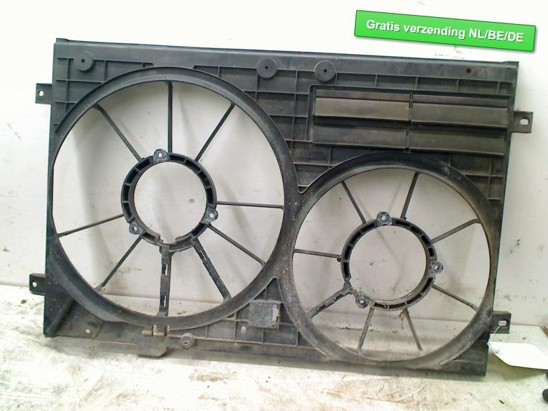 RADIATEUR VENTILATEUR COWL Golf V (1K1) (1K0121205S), Volkswagen, Volkswagen AG, Utilisé, Kundenbetreuung@volkswagen.de
