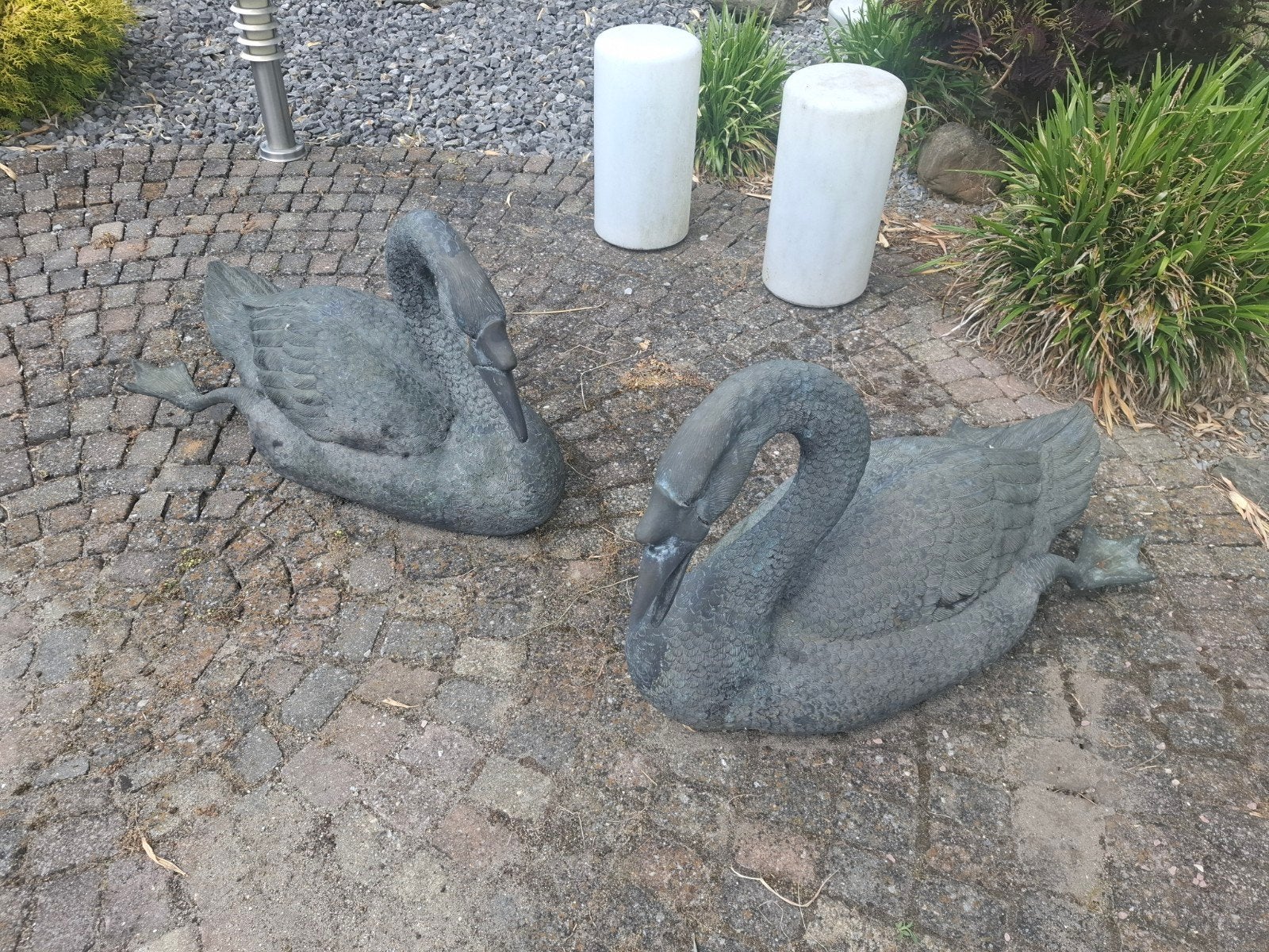 bronzen zwanen, Tuin en Terras, Ophalen