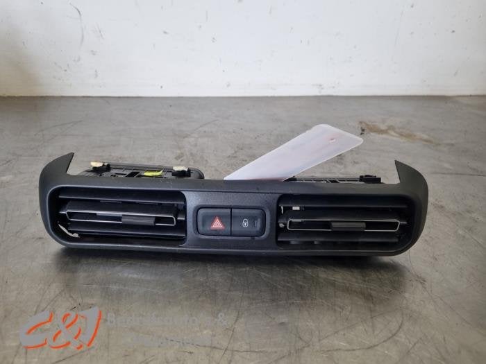 Luchtrooster Dashboard van een Opel Combo, Gebruikt, -, -, Opel