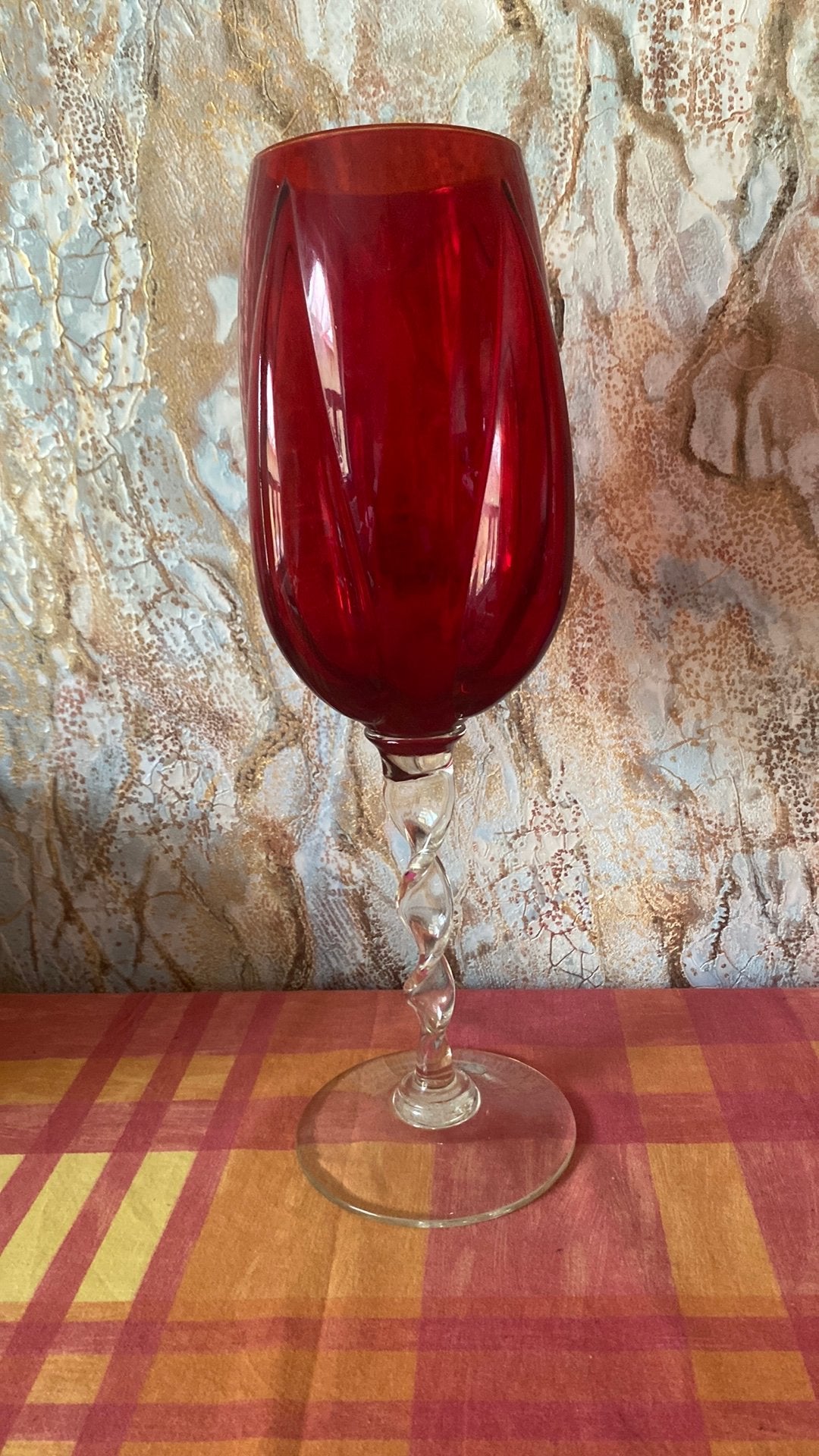 Vaas in vorm van glas, Antiek en Kunst, Ophalen of Verzenden