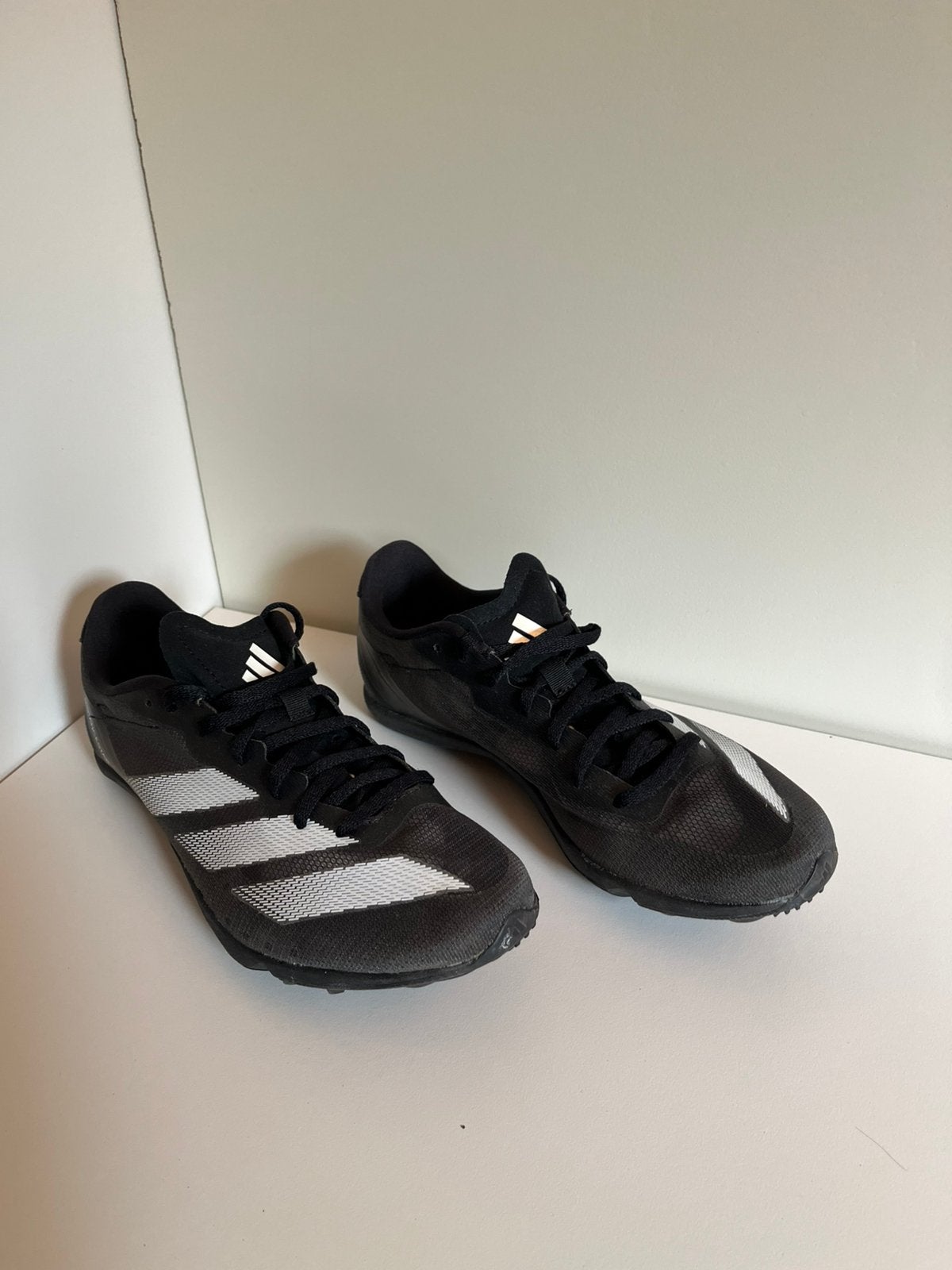 Adidas distancestars spikes, Sport en Fitness, Ophalen, Zo goed als nieuw, Spikes, Adidas