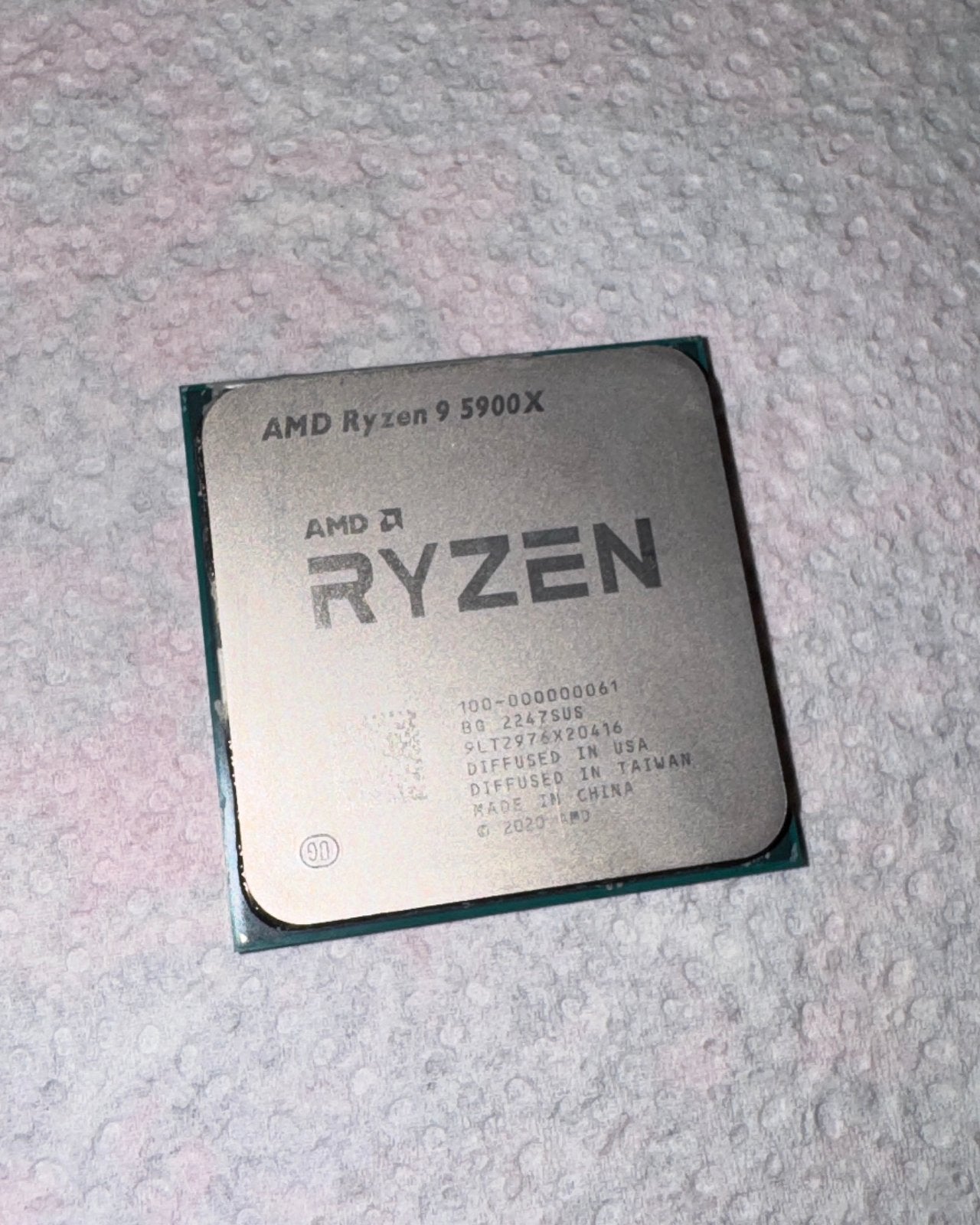 AMD Ryzen 9 5900X, Computers en Software, Ophalen of Verzenden, Zo goed als nieuw