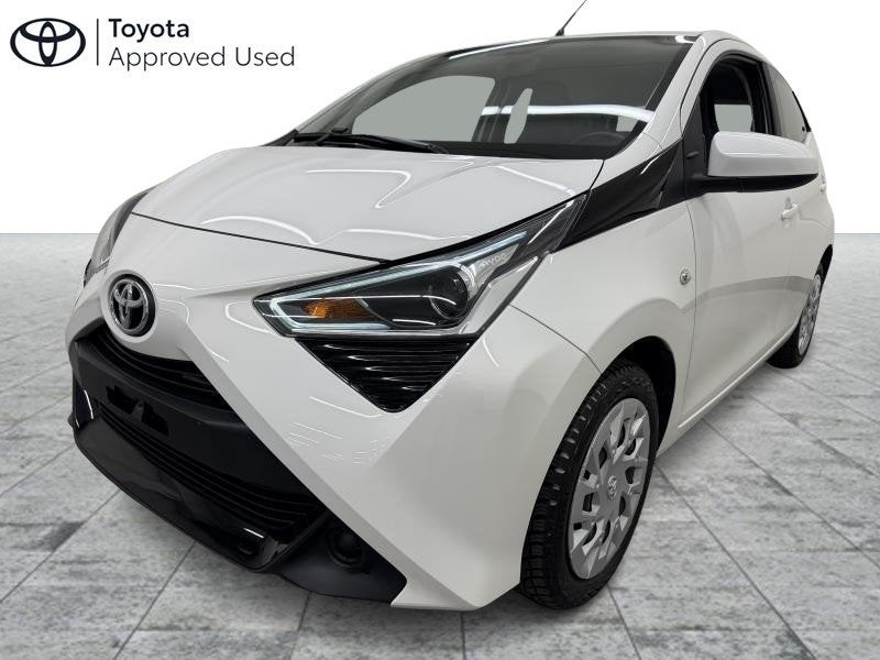 Toyota Aygo x-play2 + Airco, Auto's, Toyota, USB, 72 pk, Wit, https://public.car-pass.be/vhr/6cf7d3e5-b35f-49fd-803f-7cdb9b309ba3