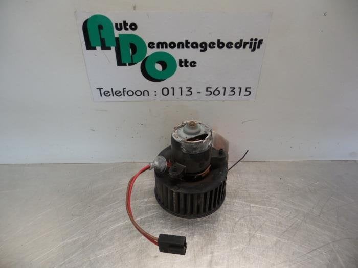 Moteur de ventilation chauffage d'un Opel Corsa (Corsa C 00-, -, Opel, 3 mois de garantie, Utilisé