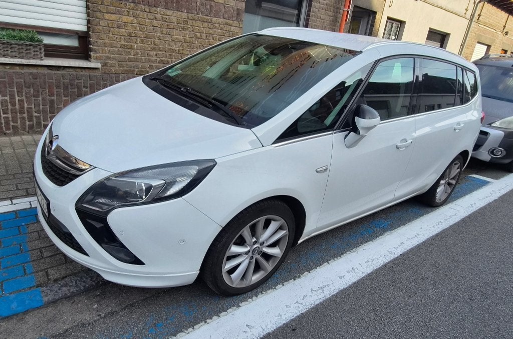 Opel Zafira Tourer 2.0 cdti, Autos, Boîte manuelle, Noir, 5 portes, Particulier