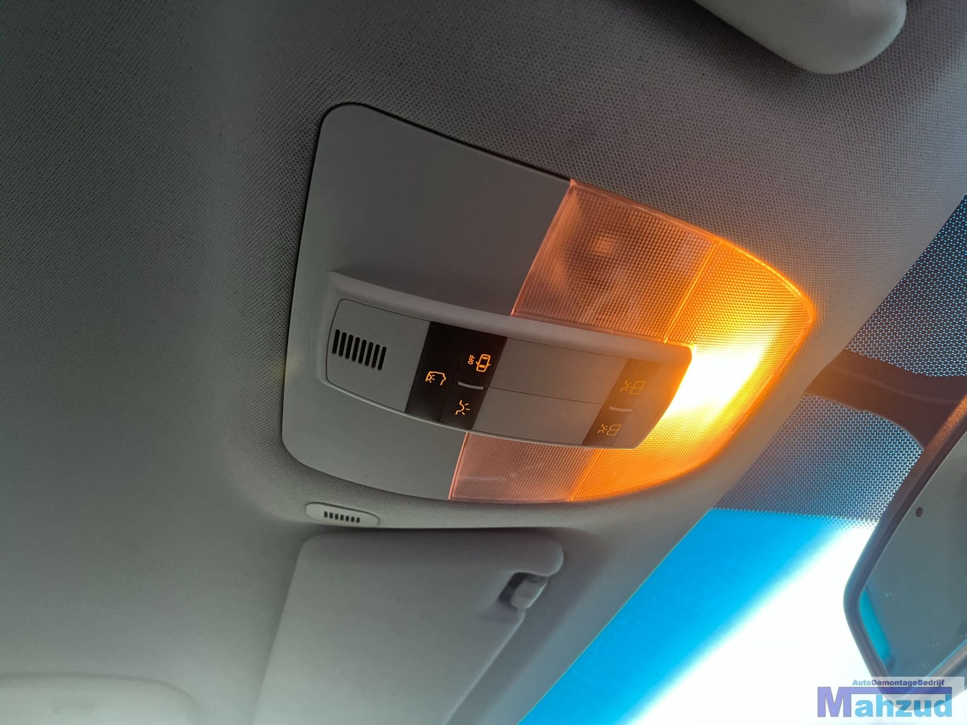 MERCEDES B KLASSE W245 binnenverlichting schakelaar 2005-201, Gebruikt, Mercedes-Benz AG, Mercedes-Benz, Mercedesstrasse 120
70372  Stuttgart, DE