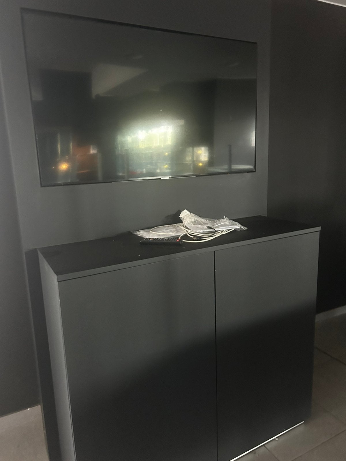 4 meubles design noir profess avec emplacement ecran, Enlèvement ou Envoi