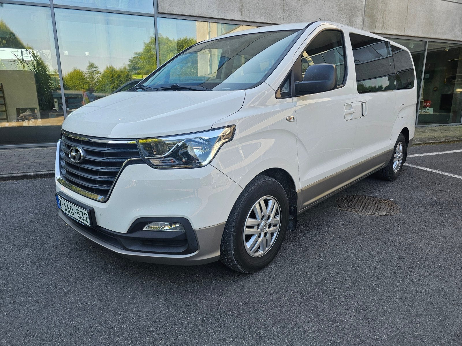 Minibus Hyundai H1, Autos, Hyundai, Entreprise, Achat, Autres modèles, ABS, Caméra de recul, Airbags, Air conditionné, Alarme