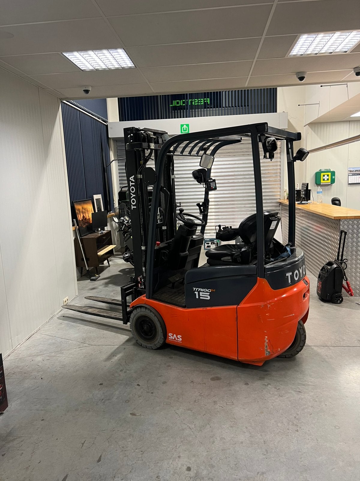 Bijna nieuwe heftruck 2017 Toyota bijna nieuw 7FBEST15, 2000 tot 3000 kg, Ophalen, Elektrisch, Heftruck