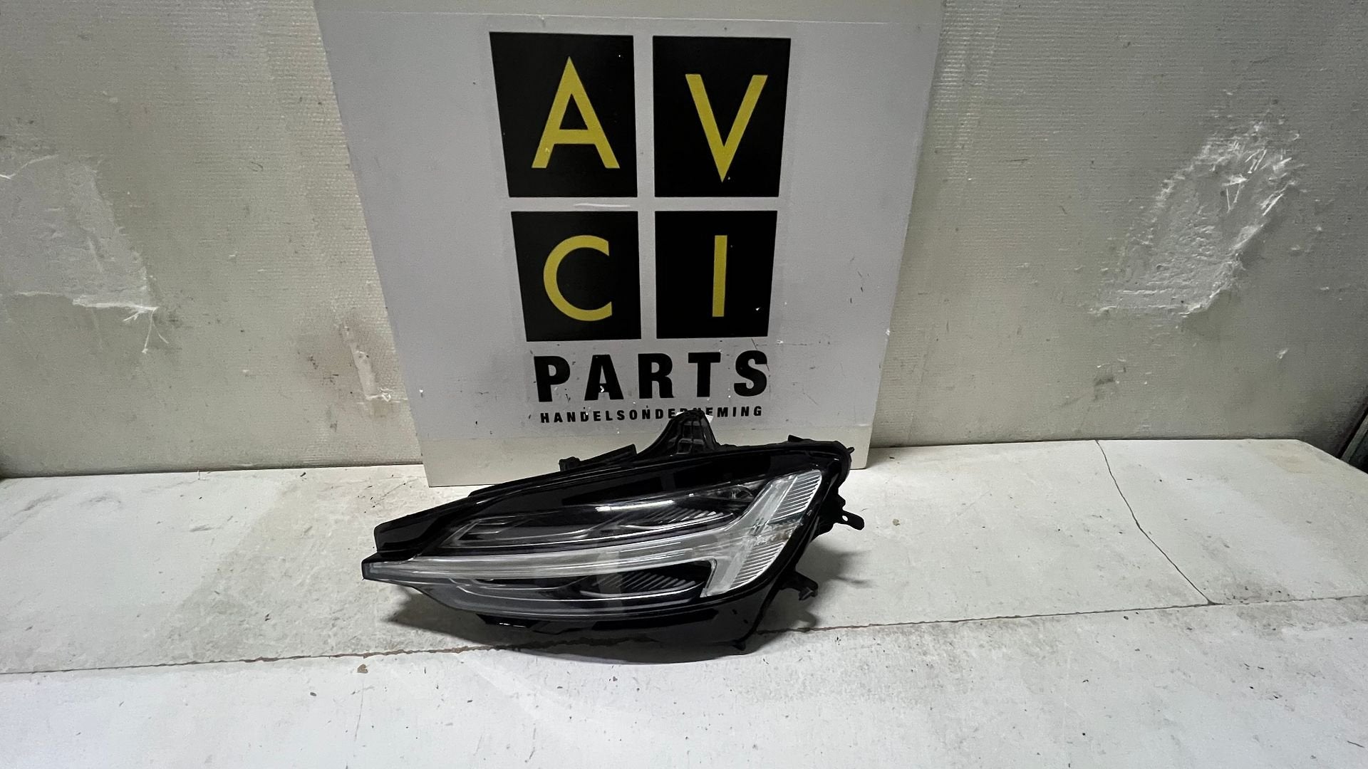 Koplamp Volvo V60 S60 MID Led RHD 32228817 links, Auto-onderdelen, Gebruikt, -, -, Ophalen of Verzenden