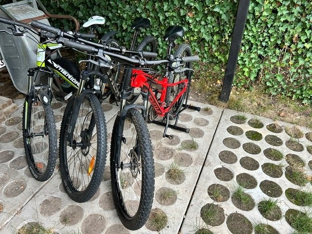 3 fietsen in goede staat (trek, specialized, merida), Vélos & Vélomoteurs, Specialized, Vitesses, Enlèvement, Utilisé